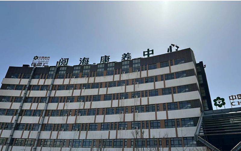 寧夏銀川市閱?？叼B(yǎng)中心供氧系統(tǒng)設(shè)備安裝